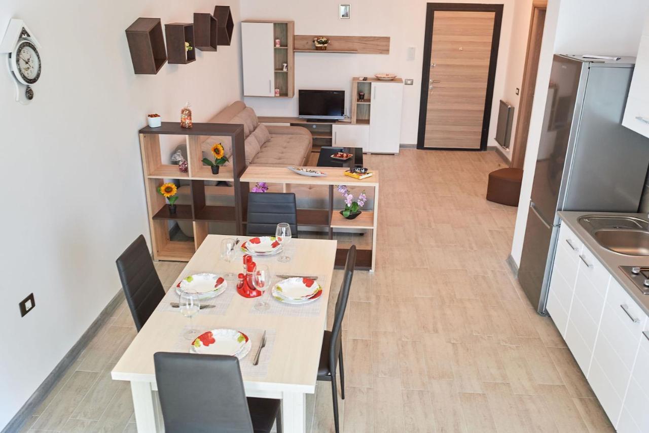 Rubic Apartment Spa N Pool Beach Resort Navodari Exterior photo